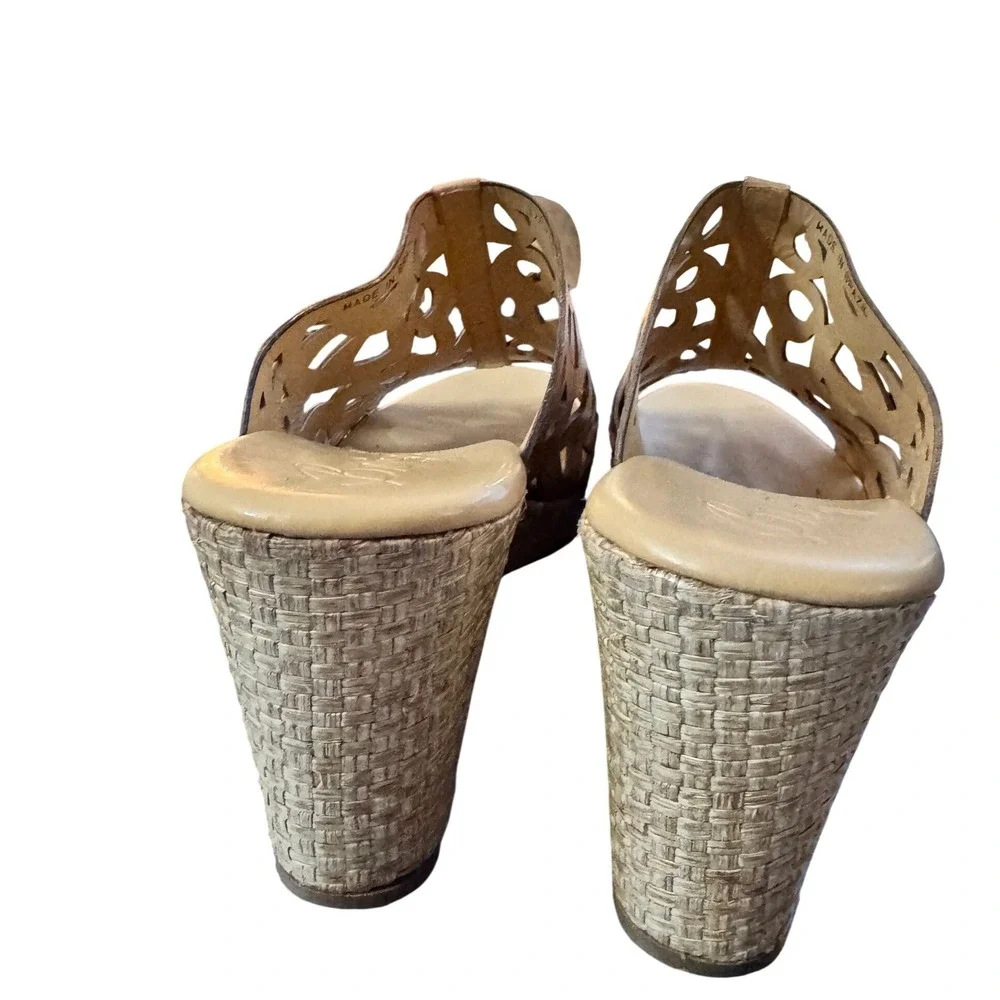 Brighton Daria Wedge Sandals Tan Leather Cutout Espadrille Style Size 9.5 M‎